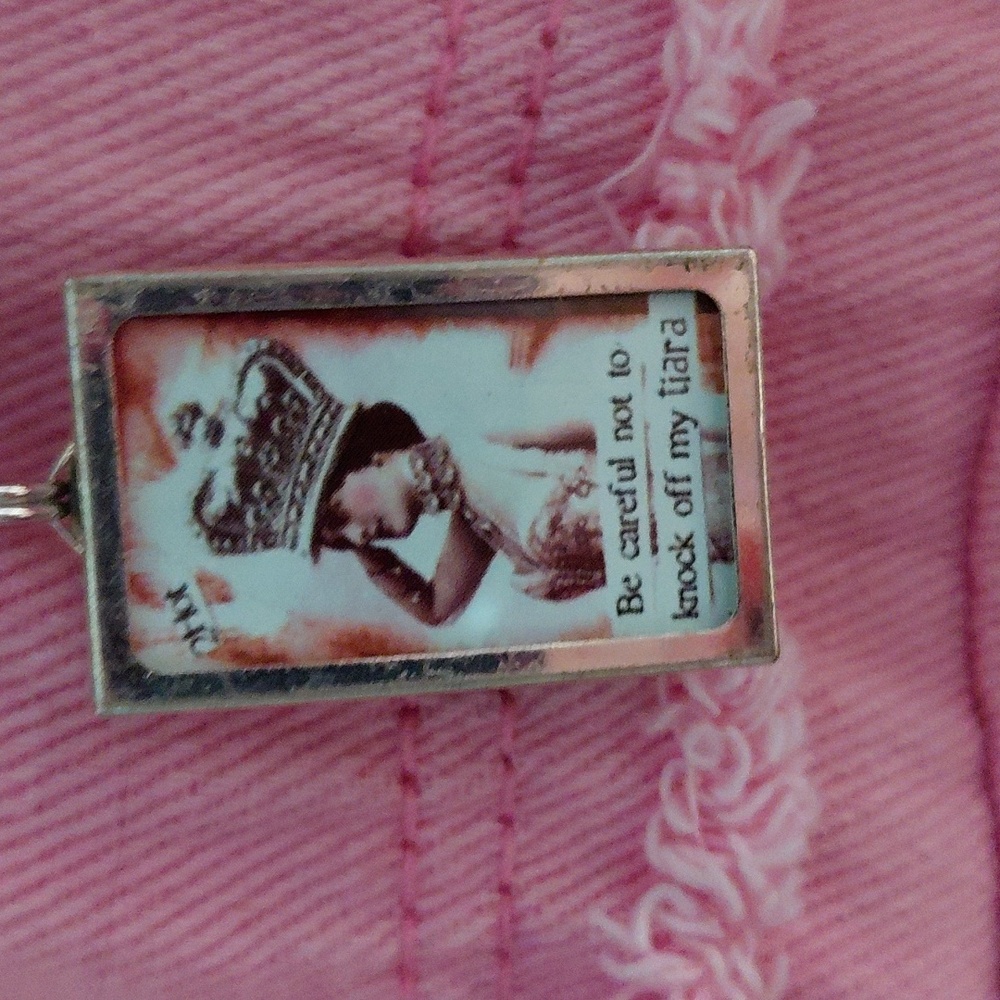 Artisan QUEEN BEE Brooch - Picture 3 of 6